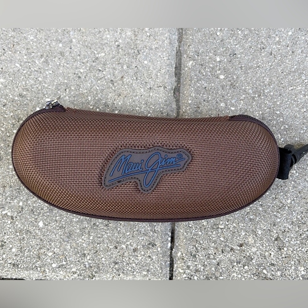 New Maui Jim Zippered Brown Hardshell Sunglasses Case w flaw - zipper tab broken